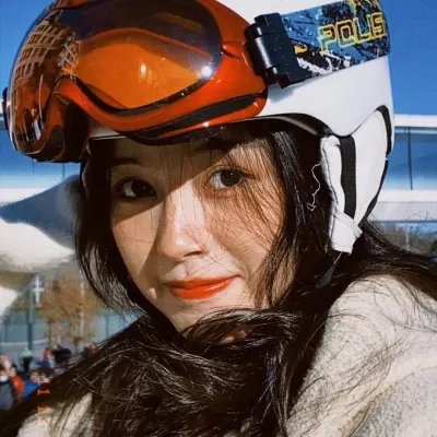 罗西与莫妮卡之骊靬情 海报